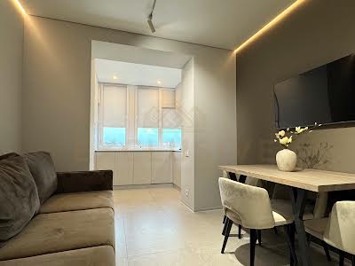квартира за адресою Театральна вул., 21