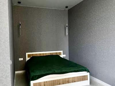 квартира за адресою Михайлівська вул., 8
