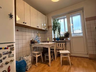 квартира за адресою Тарасівська вул., 50/20