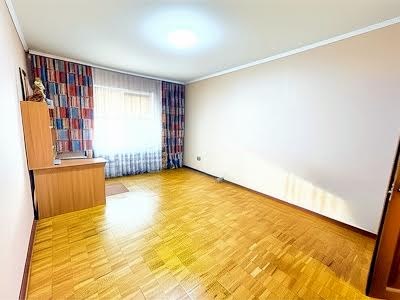 квартира за адресою Милославська вул., 31-Б