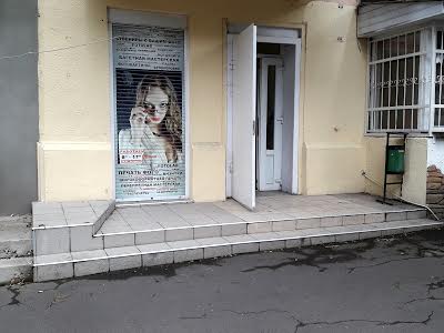 коммерческая по адресу Старопортофранковская ул., 55