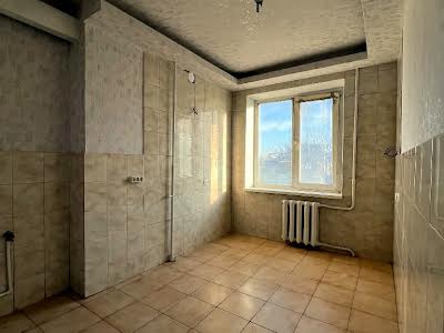 квартира за адресою Янтарна вул., 79