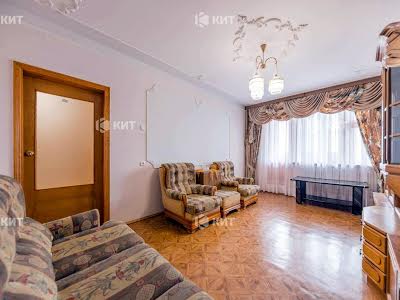 квартира за адресою Наталії Ужвій вул., 112