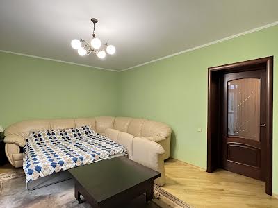 квартира за адресою Івасюка вул., 50а