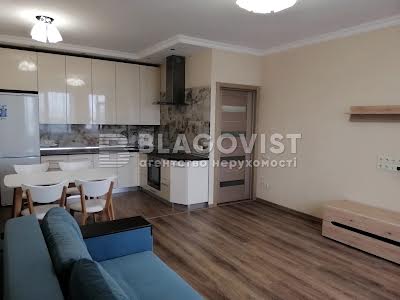 квартира по адресу Ревуцкого ул., 9