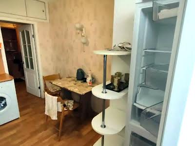 квартира по адресу Небесной Сотни просп. (Маршала Жукова), 87а