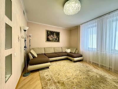квартира за адресою Миколи Амосова вул., 4
