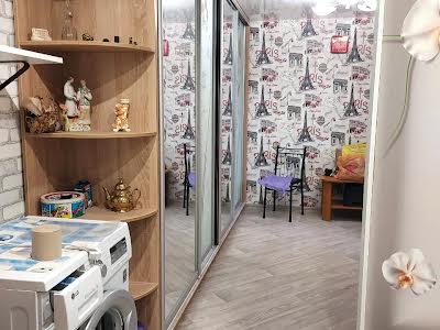комната по адресу Лузановская ул., 71