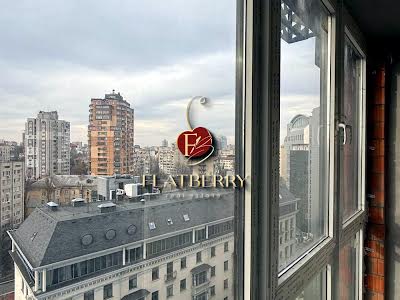 квартира за адресою Шолуденка вул., 32