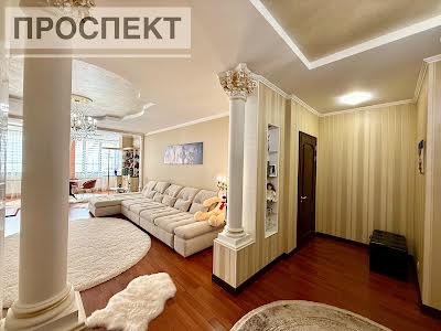 квартира по адресу Новоместенская ул., 8