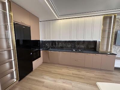 квартира по адресу Микитинецкая ул., 2