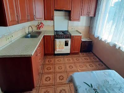 квартира за адресою Академіка Заболотного вул., 28