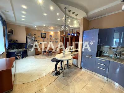 квартира за адресою Педагогічна вул., 27