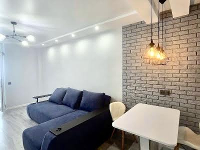 квартира по адресу Злуки просп., 5