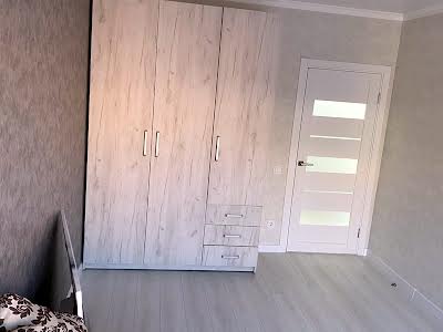 квартира за адресою Академіка Сахарова вул., 9