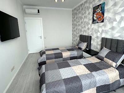 квартира по адресу Олександра Олеся ул., 10