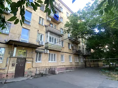 квартира за адресою Богдана Хмельницького вул., 1