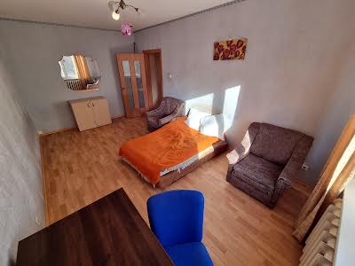 квартира за адресою Урлівська вул., 30