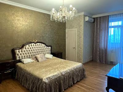 квартира за адресою Євгена Коновальця вул. (Щорса), 32Г