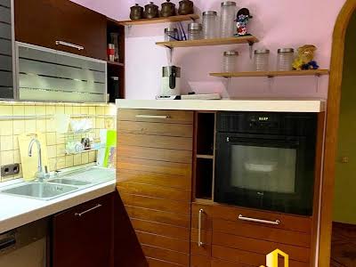 будинок за адресою Каштанова вул., 3