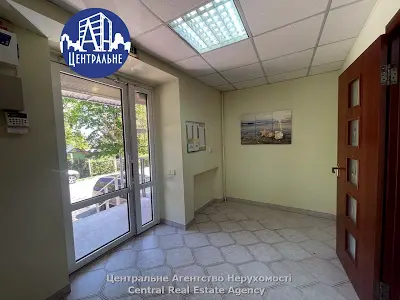 коммерческая по адресу Сергія Скальда ул. (Комарова), 29