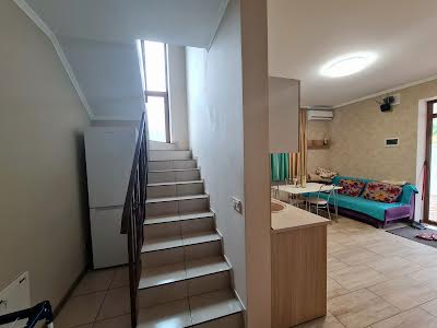будинок за адресою смт. Таїрове, Коралова вул.