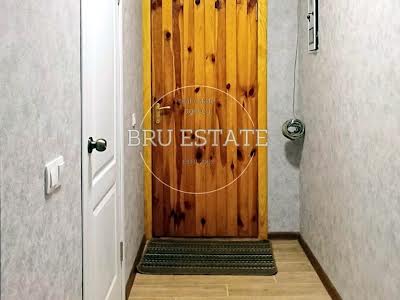 квартира за адресою Сулеймана Стальського вул., 6