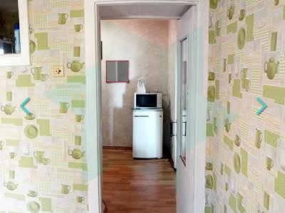 квартира за адресою Високовольтна вул., 28