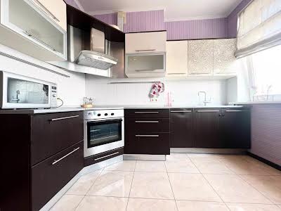 квартира за адресою Кудрявський узвіз, 3-Б