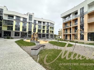 комерційна за адресою Редьчинська вул., 3