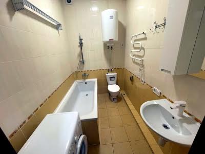 квартира по адресу Единства ул., 6