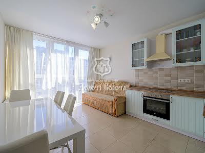квартира за адресою Драгоманова вул., 2б