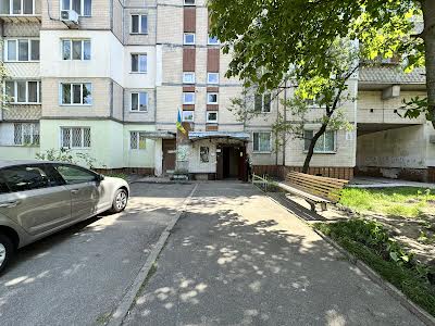 квартира по адресу Свободы просп., 1/60