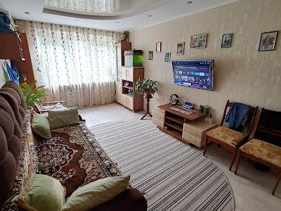квартира за адресою Рельєфна вул., 8