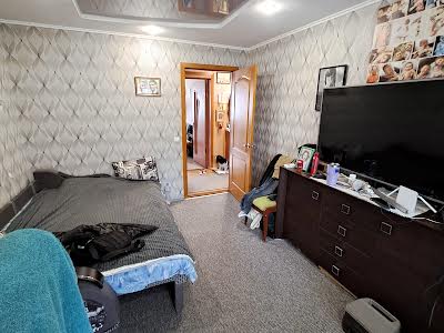 квартира за адресою Рельєфна вул., 8