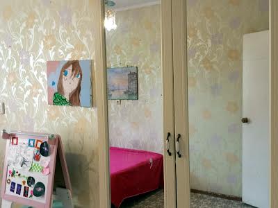 квартира за адресою Лариси Руденко вул., 6