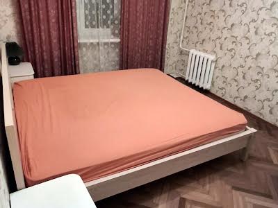 квартира за адресою Митрофана Довнар-Запольського вул., 4-А