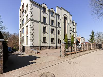 квартира за адресою Таджицька вул., 1