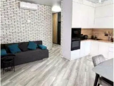 квартира за адресою Драгоманова вул., 10