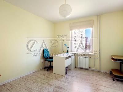 квартира за адресою Урлівська вул., 38