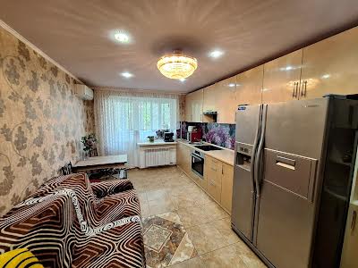 квартира по адресу Александра Поля просп. (Кірова), 76