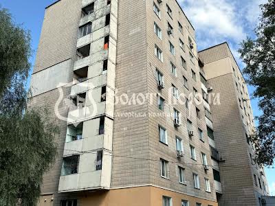 квартира по адресу Сулеймана Стальского ул., 32