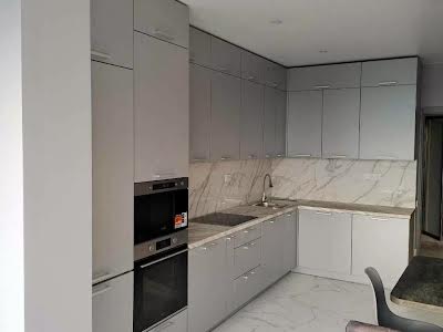 квартира за адресою Роксоляни вул., 1