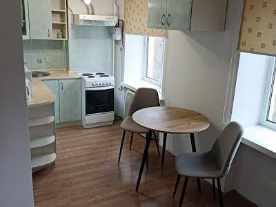квартира за адресою Клима Савури вул., 5
