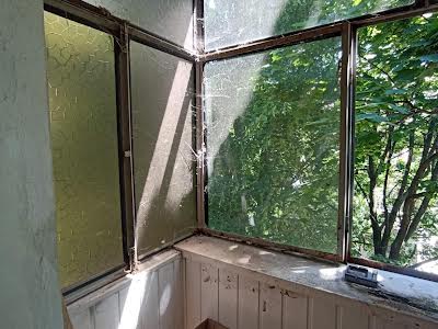 квартира за адресою Високовольтна вул., 18