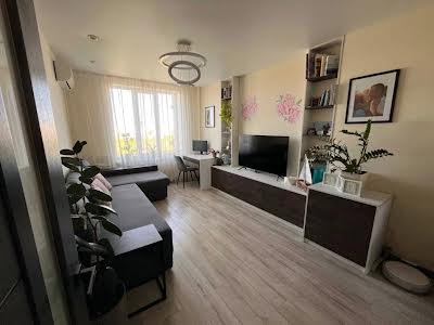 квартира за адресою Абрикосова вул., 3