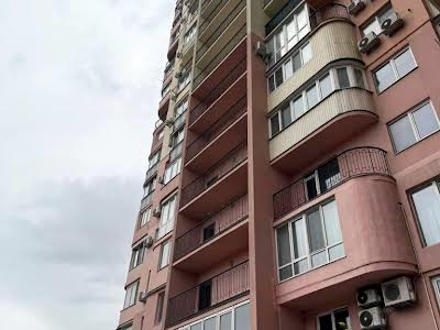 квартира за адресою Прохоровська вул., 39/41