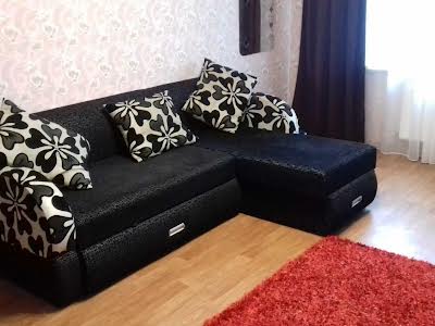 квартира за адресою Софії Русової вул., 1-Б