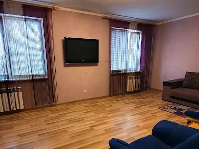 квартира за адресою Бориса Гмирі вул., 9в