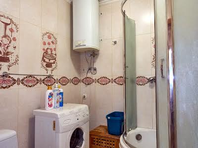 квартира за адресою Антоновича вул. (Горького), 102